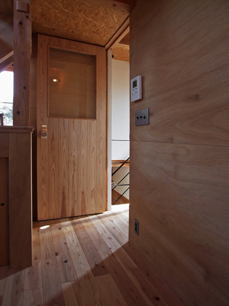 WoodBoxT17
